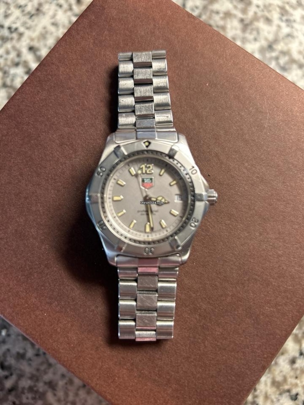 Vintage TAG Heuer Professional 200M